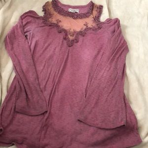 Sweetheart neckline with lace!